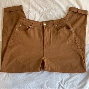 Curvy High Waisted Tan jeans